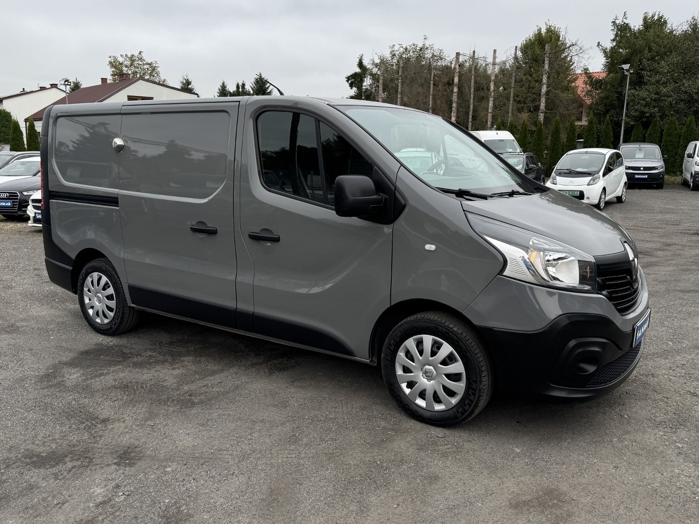 Renault Trafic 1.6dci 120KM -Gwarancja- Klima,Navigacja,Parktronic,Mały przebieg