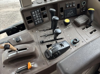 John Deere 6820 6920 - kabina plastiki licznik przełączniki-1