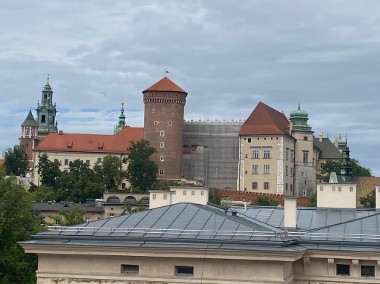 Sprzedam mieszkanie z widokiem na Wawel-1