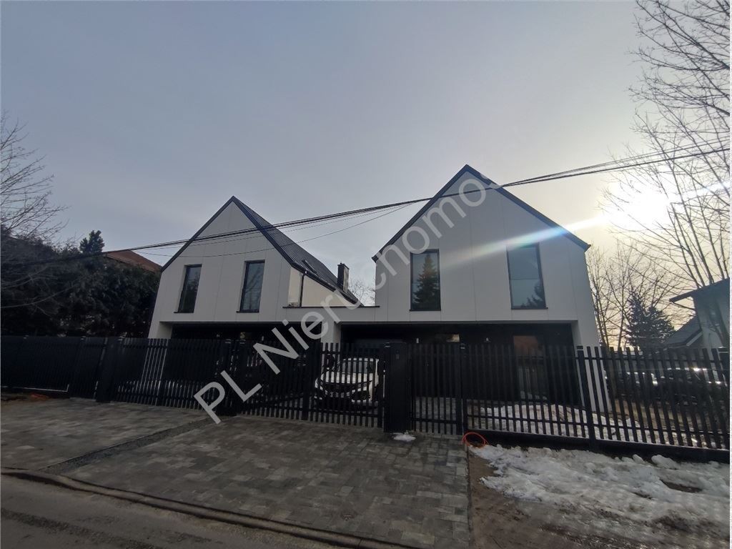 Dom na sprzedaż, 5 pokoi, 140 m², Pęcice