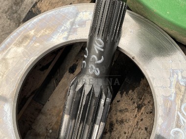 John Deere 8110 8120 8210 9120 9220 - półoś granat R157057 R111450 R157061 R157059-1