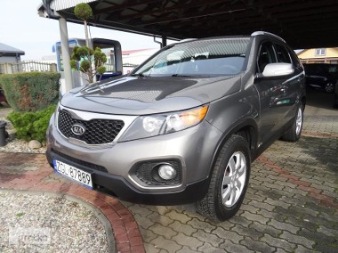 Kia Sorento II-1