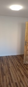 wysoki parter, dwa pokoje, generalny remont, szafa + kuchnia,  Pułaskiego-3