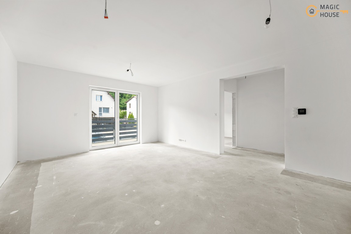 Dwupoziomowe mieszkanie 100 m² przy lesie - Widok 4