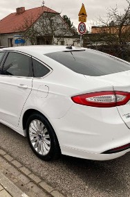 Ford Fusion-2