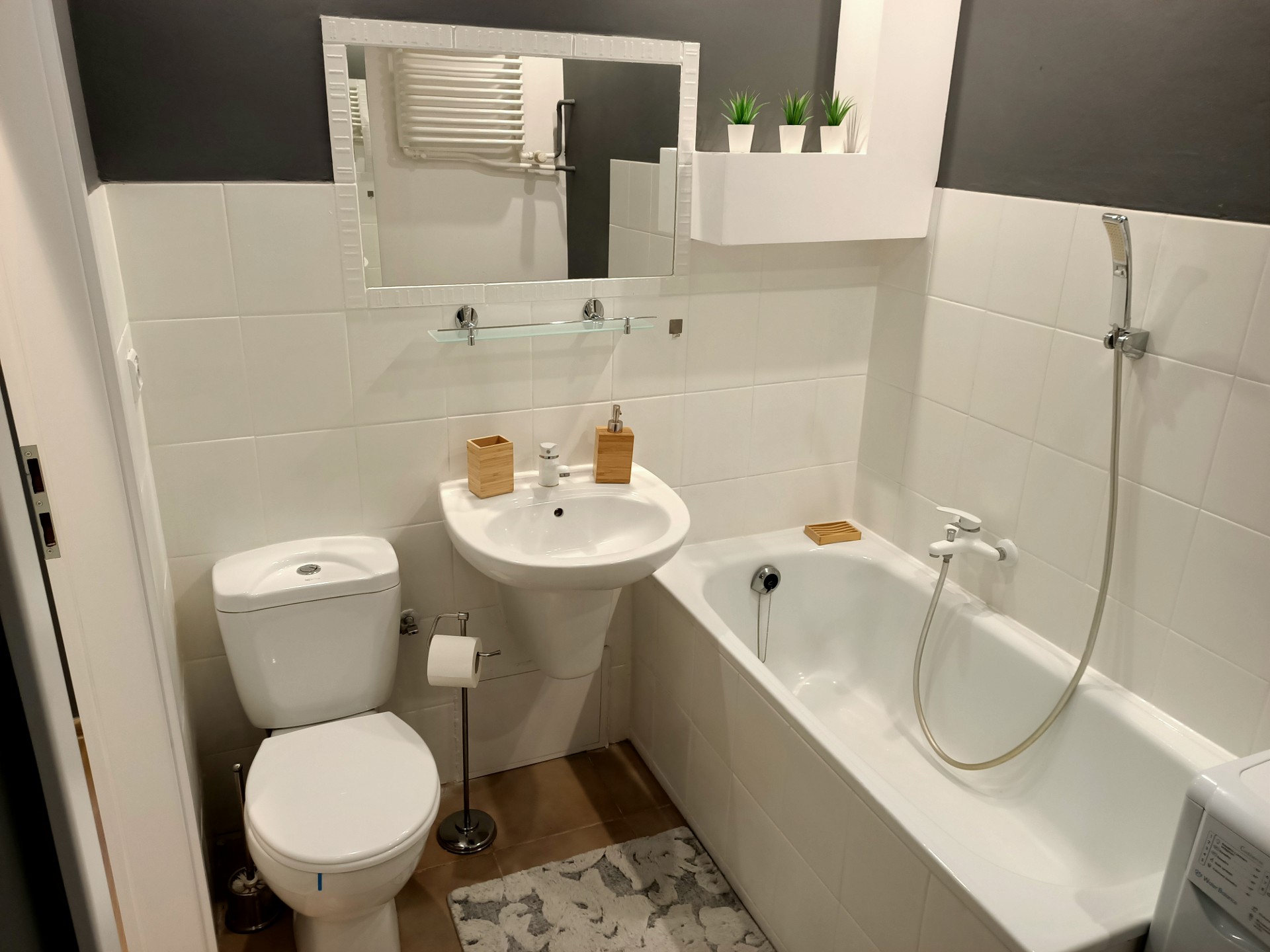 Funkcjonalne i przytulne mieszkanie z osobną kuchnią | 29,13 m² | piwnica | os. Kombatantów - Więcej