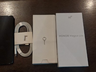 Syndyk sprzeda smartfon Honor Magic6 Lite 5G 8/256 GB-1