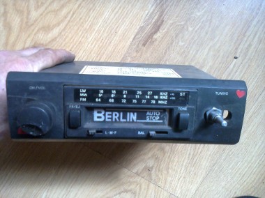 radio; BERLIN;-1