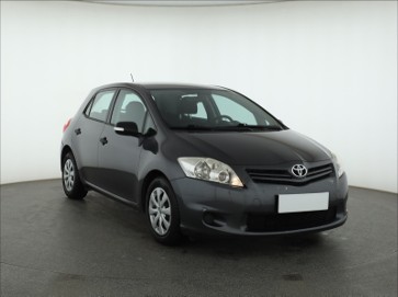 Toyota Auris I , Salon Polska, Klima, Parktronic