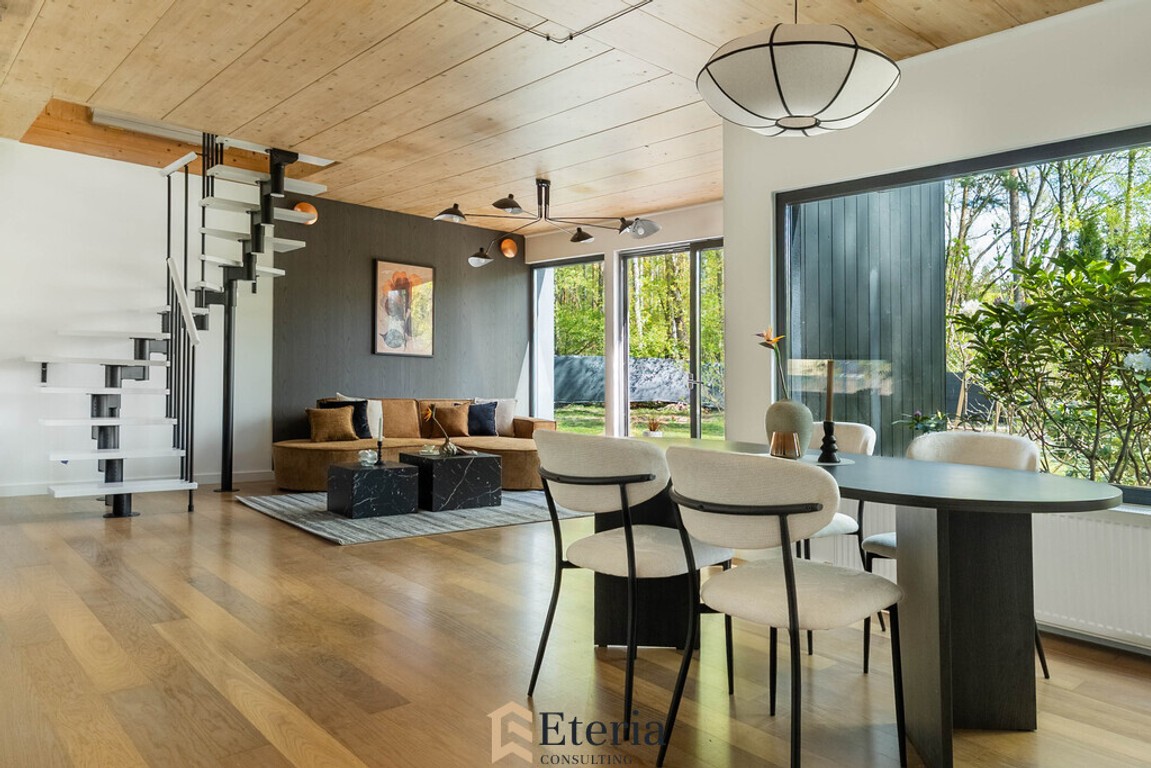 Dom w lesie-Po remoncie-900 m² ogrodu - Widok 3