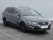 Volkswagen Passat B6 , DSG, Xenon, Tempomat, Parktronic, Podgrzewane siedzienia,