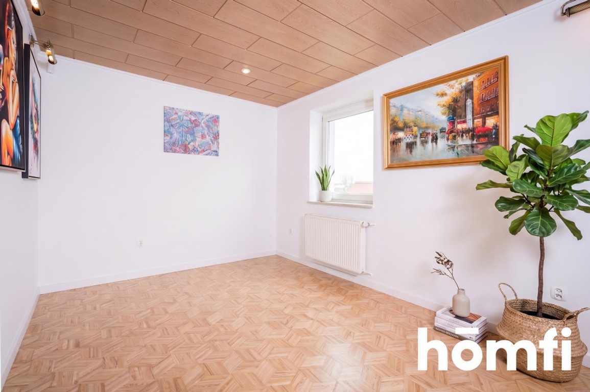 Penthouse z fotowoltaika i szklanym sufitem - View 5