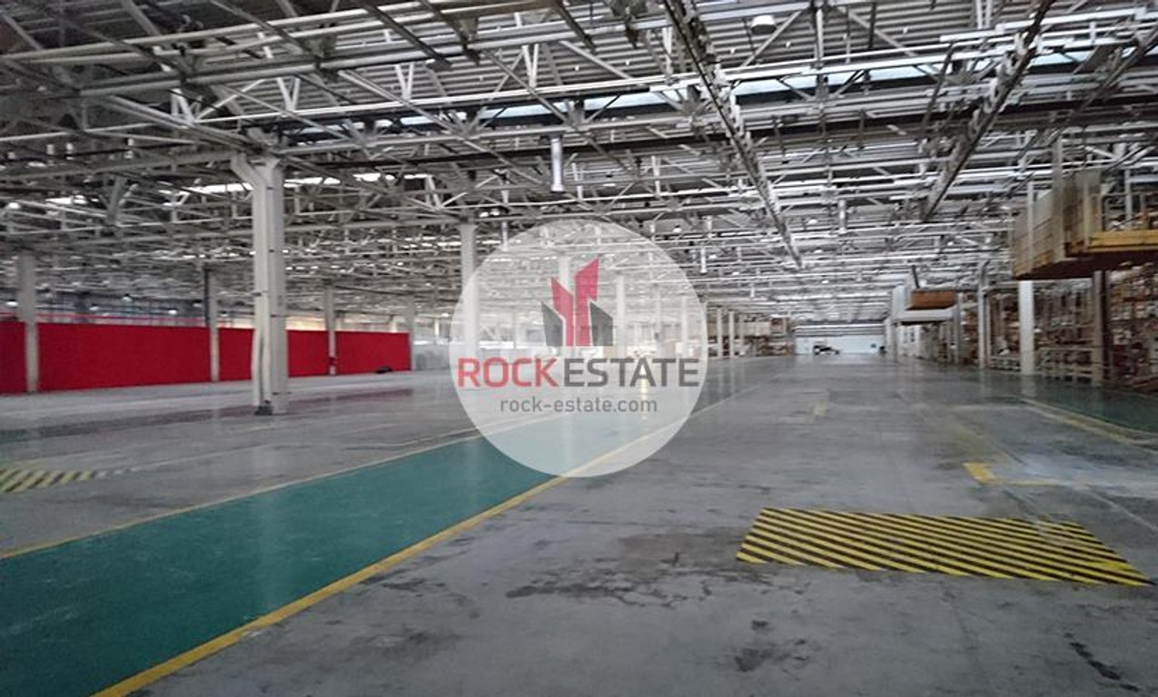 Magazyn 3000 m² na Pradze Północ - 0% prowizji - Widok 2