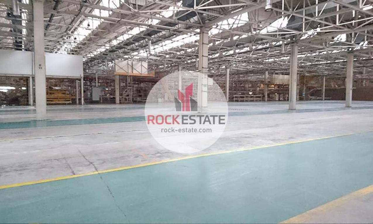 Magazyn 3000 m² na Pradze Północ - 0% prowizji - Widok 3