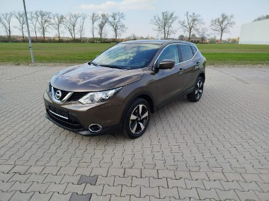 Nissan Qashqai II 1.6 , bardzo mały przebieg-1