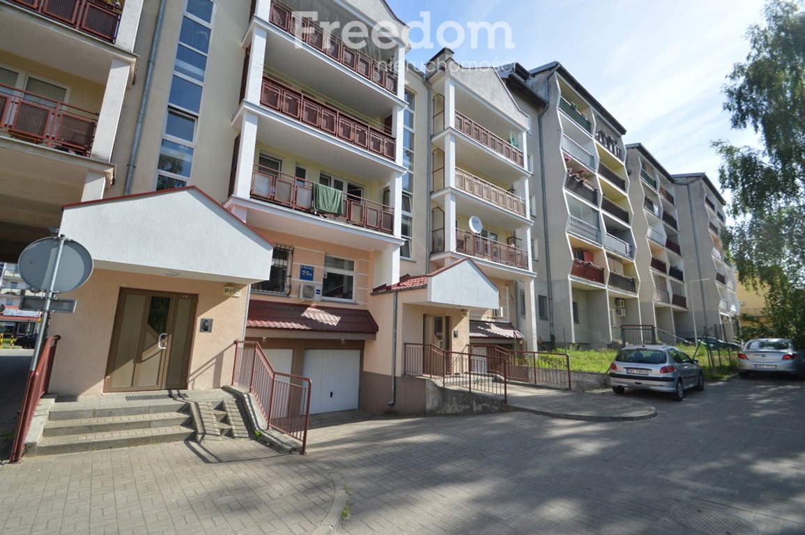Kawalerka do wyjęcia na Jarotach od 6 lipca br - Więcej