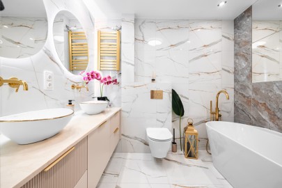 Luksusowe Rodzinne mieszkanie w centrum -4 pokoje + 2 miejsca postojowe w cenie