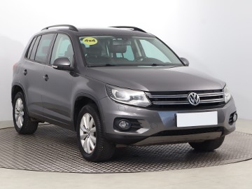 Volkswagen Tiguan , Skóra, Navi, Xenon, Bi-Xenon, Klimatronic, Tempomat,