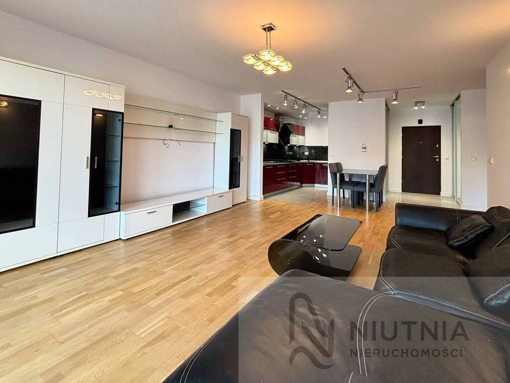 Jasny apartament z dużym balkonem i garażem-Włochy - Widok 3