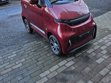 Iamelectric NEMO 4 – Nowoczesny elektryczny microcar z 2023 roku-1