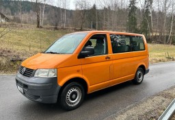 Volkswagen Transporter T5 1.9TDI 9-cio osobowy