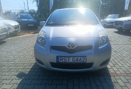 Toyota Yaris II salon Polska