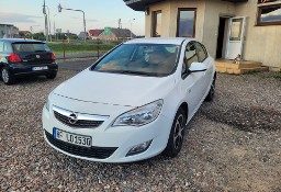 Opel Astra J 1.4 benzyna 2011r