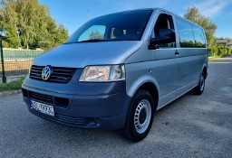 Volkswagen Transporter T5 caravella 9 osób LONG mały przebieg