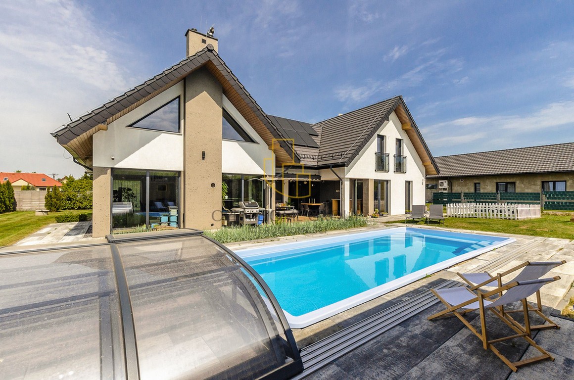 Dom na sprzedaż, 6 pokoi, 264 m², Lutynia