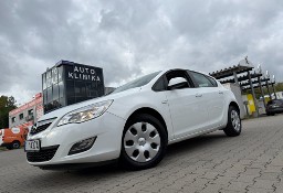 Opel Astra J