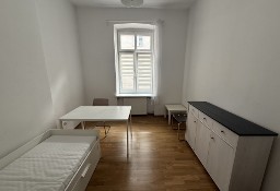 Pokój do wynajęcia – centrum Łodzi | 12 m² | 1150 zł + opłaty | od zaraz