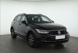 Volkswagen Tiguan , Salon Polska, Serwis ASO, DSG, VAT 23%, Klimatronic,