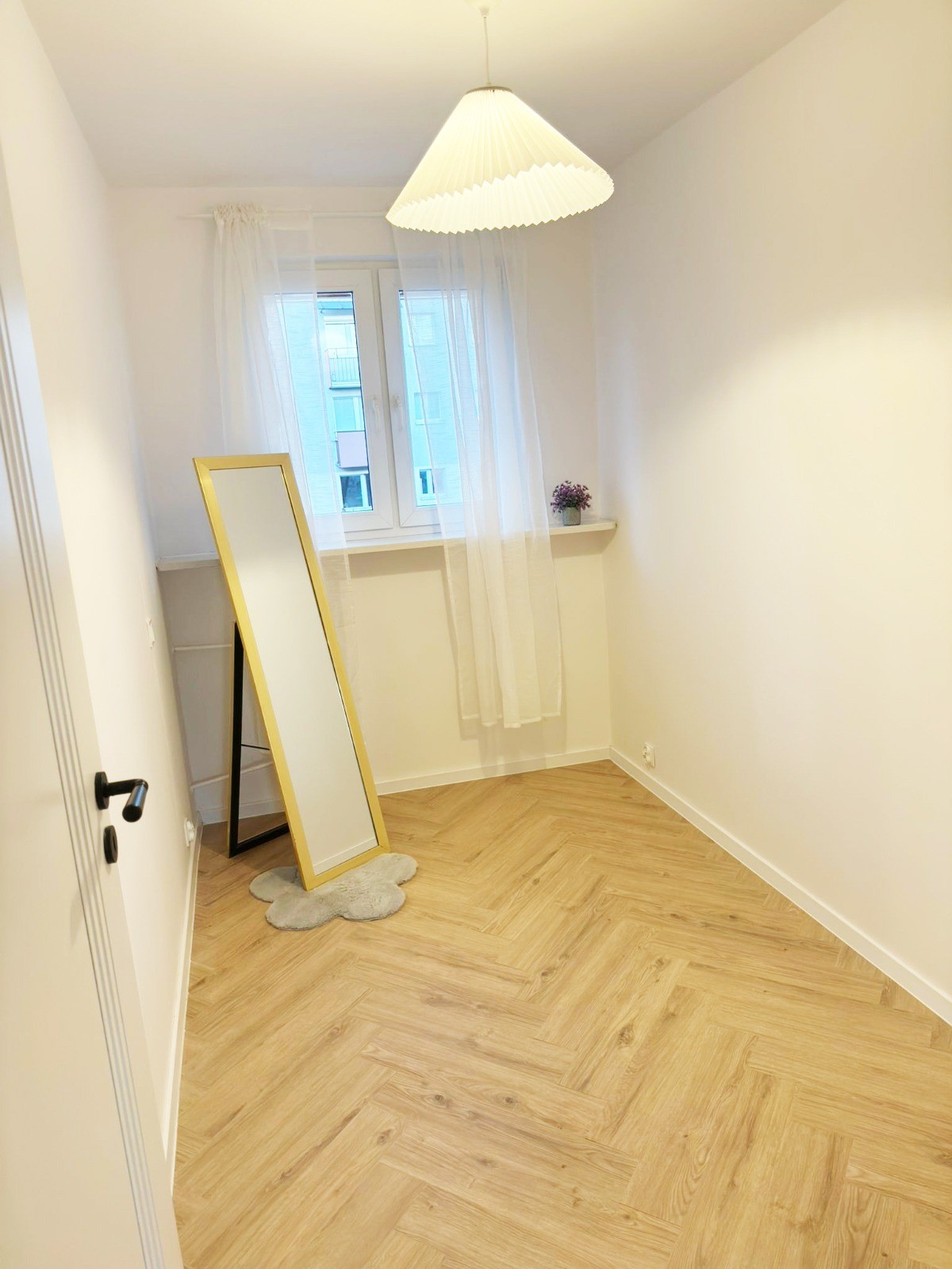 Błonie ''bezpośrednio'' 3 pokoje po generalnym remoncie, balkon - Widok 6