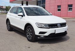 Volkswagen Tiguan , Salon Polska, DSG, Navi, Klimatronic, Tempomat, Parktronic,
