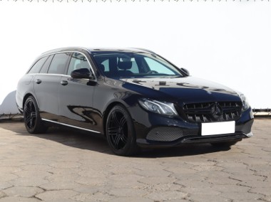 Mercedes-Benz Klasa E W213 , 194 KM, Automat, Skóra, Navi, Klimatronic, Tempomat,-1