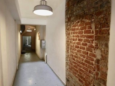 Dwupokojowe mieszkanie w ścisłym centrum Wrocławia-1