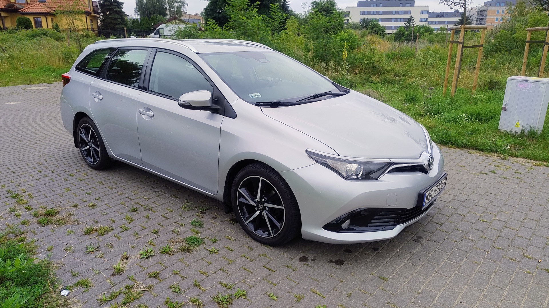 Toyota Auris II Lift 2018 1.4 D-4D Kombi Comfort - Salon PL