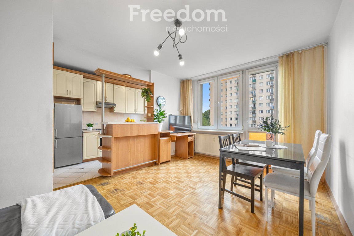 3 pokoje z balkonem na Bródnie | 48 m²