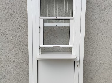 Drzwi aluminiowe wewnetrzne z oknem i parapetem do kuchni baru lokalu sklepu-1