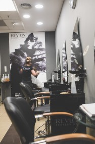 Odstąpię czynnie działający salon fryzjerski z dużą bazą klientów-3