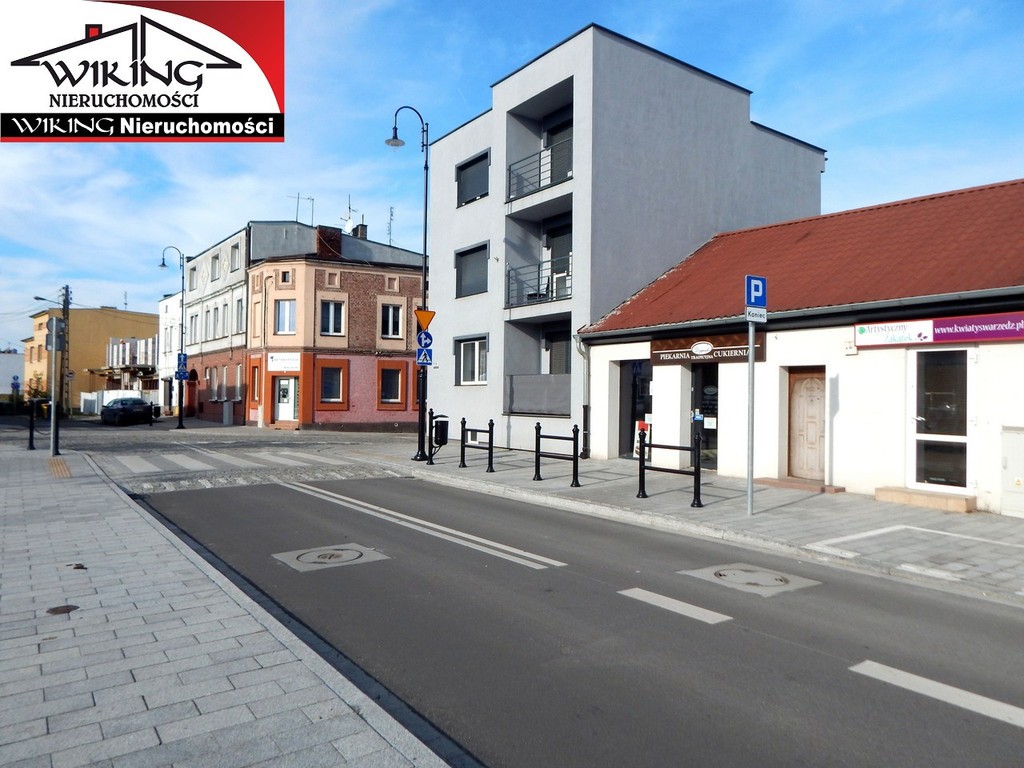 Budynek handlowo usługowy w Centrum Swarzędza, Plac Powstańców Wielkopolskichwielkopolskie
