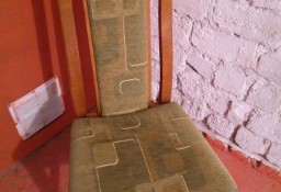 krzesła drewniane tapicerowane