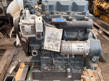 Kubota D1703 EV2/D V-0011 HKBXL 02. 2ECB D1703-M-DI-EF03 Silnik Kompletny-1