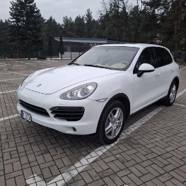 Porsche Cayenne 3.6 V6 Benzyna 2013 | USA | Dużo nowych części