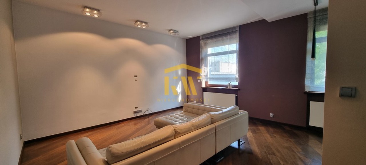 Nieruchomość w ścisłym centrum Radomia! – pohled 3