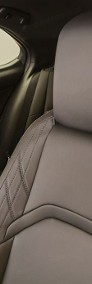 Lexus UX 300h F Sport Design 2.0 Hybrid Dynamic Force UX 300h F Sport Design 2.0-4