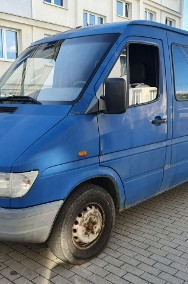 Mercedes-Benz Sprinter-2