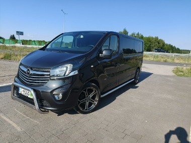 Opel Vivaro Bardzo ładny Opel Vivaro 2015-1