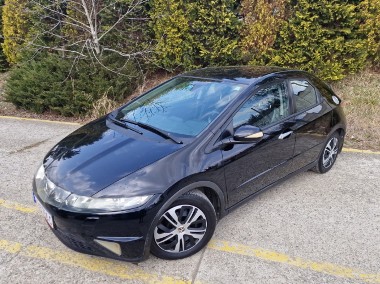 Honda Civic VIII-1