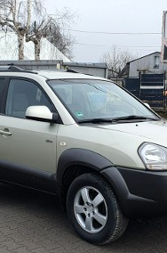 Hyundai Tucson 4X4/Niski przebieg/Zadbany/Alufelgi/Nowe opony/Klimatyzacja sprawna-2